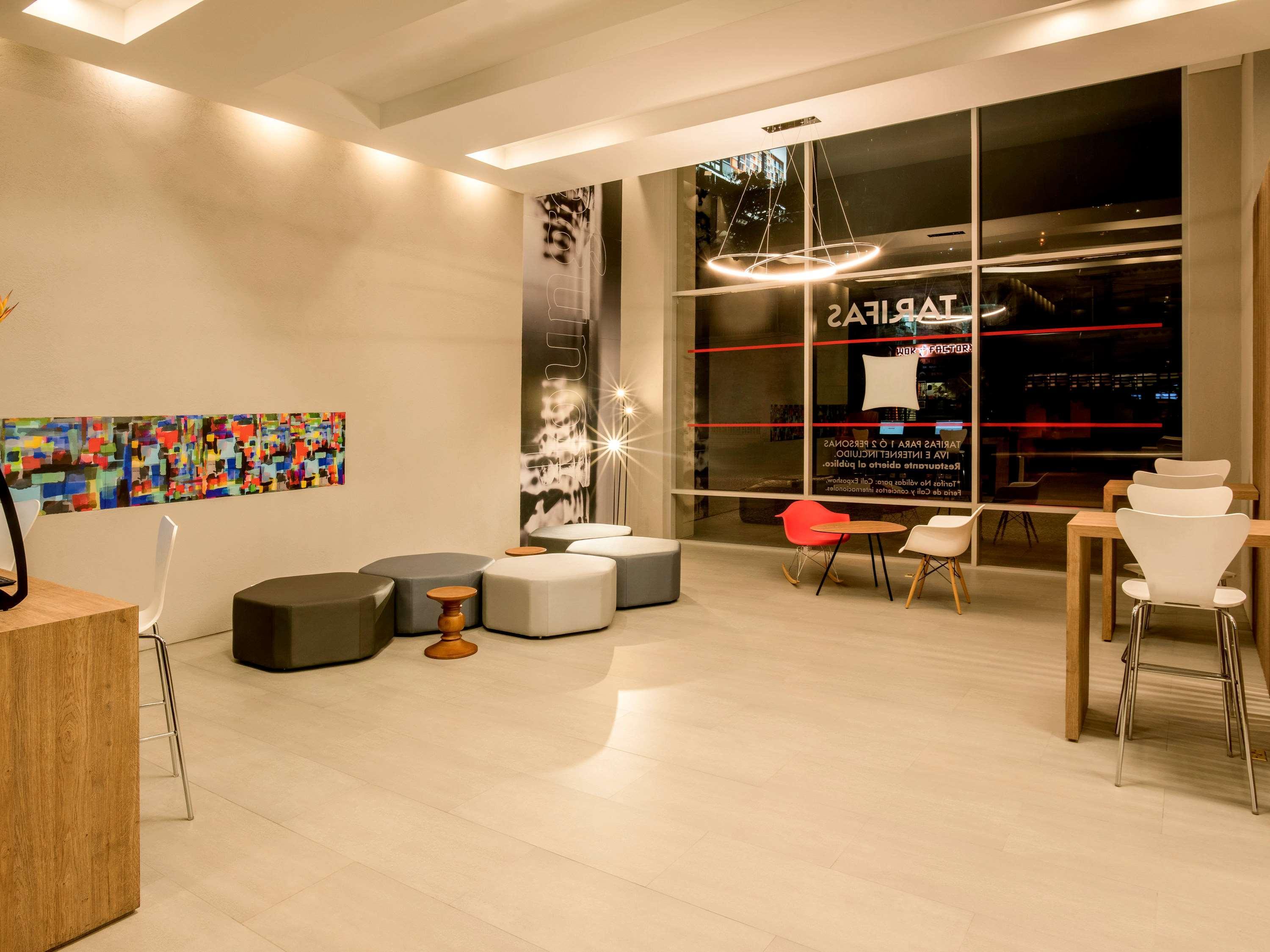 Hotel Ibis Cali Granada Kültér fotó