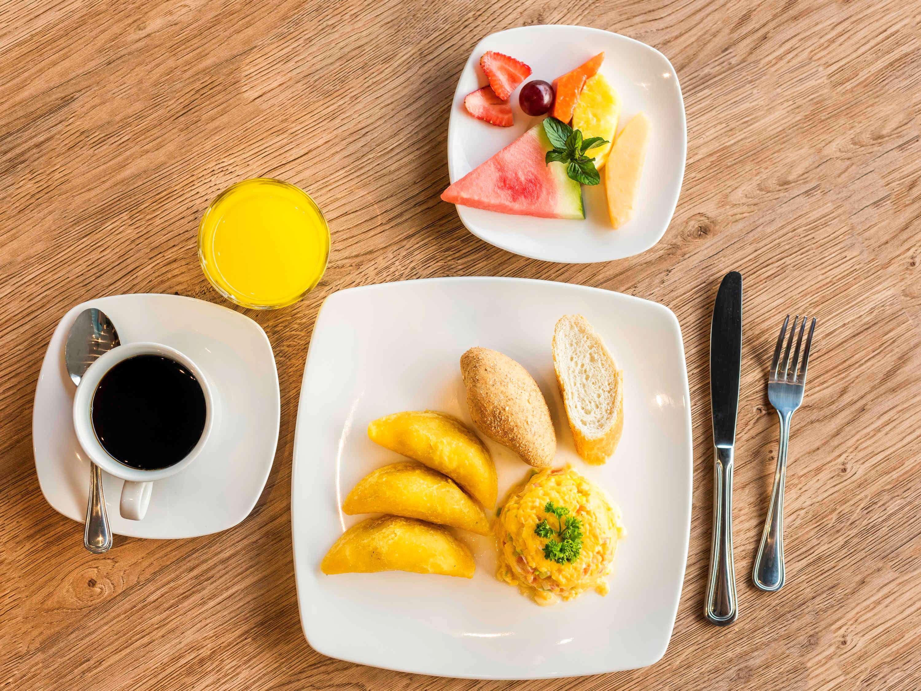 Hotel Ibis Cali Granada Kültér fotó
