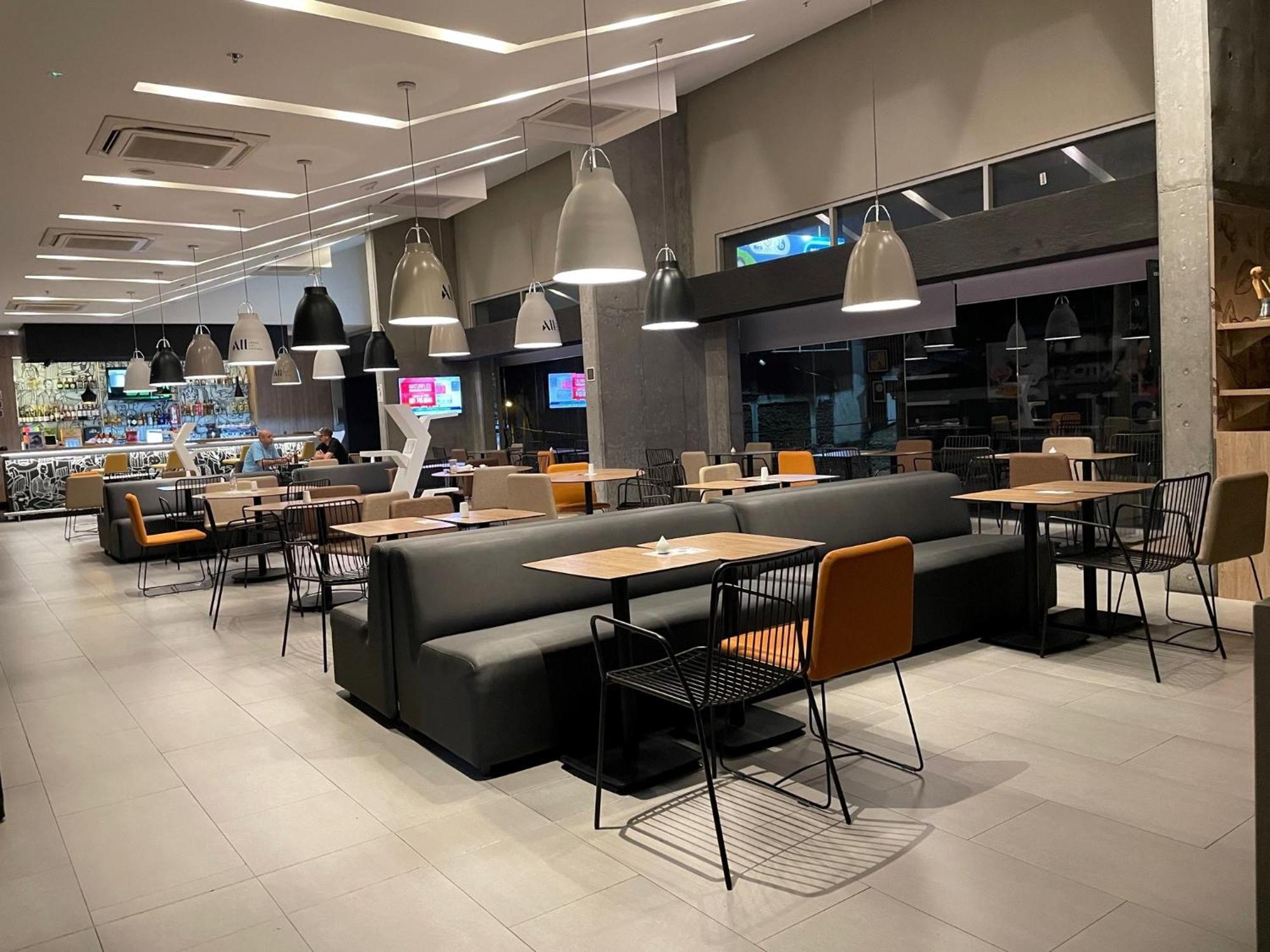 Hotel Ibis Cali Granada Kültér fotó