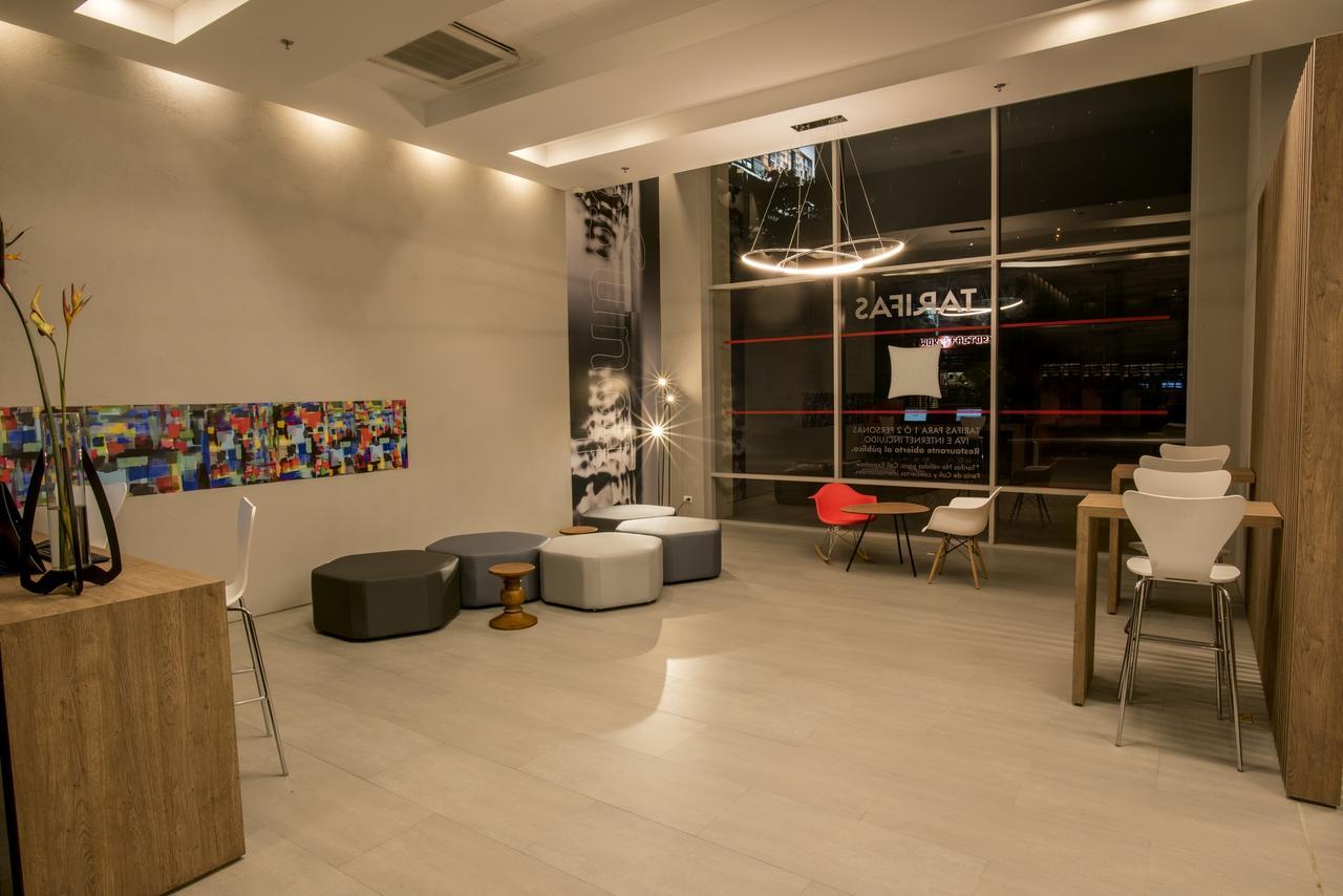 Hotel Ibis Cali Granada Kültér fotó